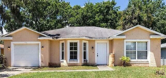 Property Photo:  816 Grove Avenue  FL 32117 