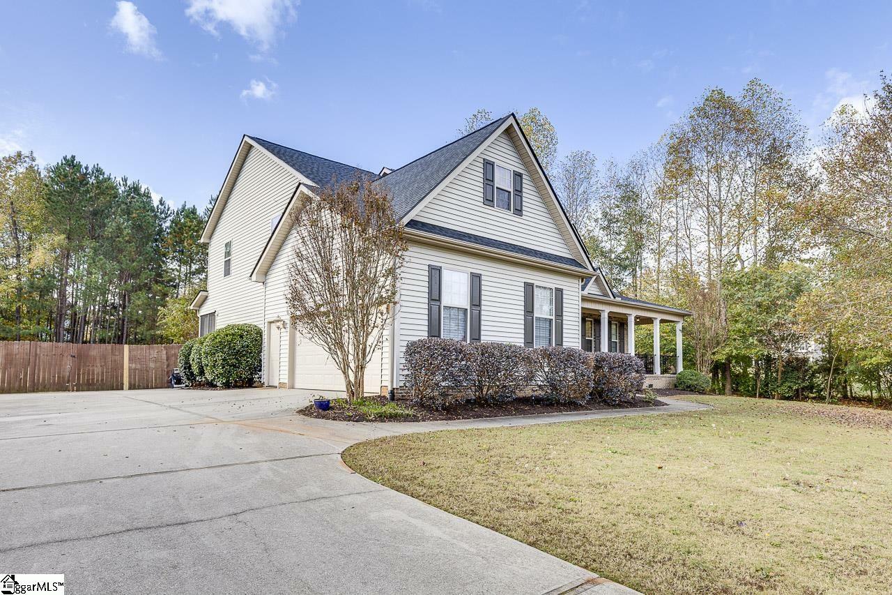 Property Photo:  606 Montague Drive  SC 29640 