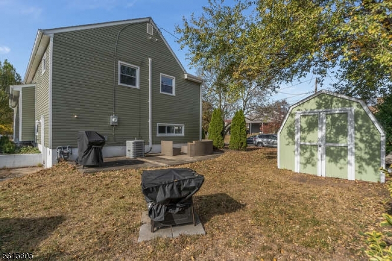 Property Photo:  9 Speer St  NJ 08876 