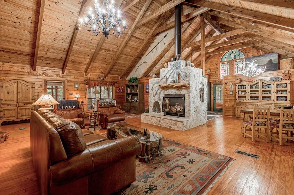 Property Photo: 1142 County Road 770 TX 75964