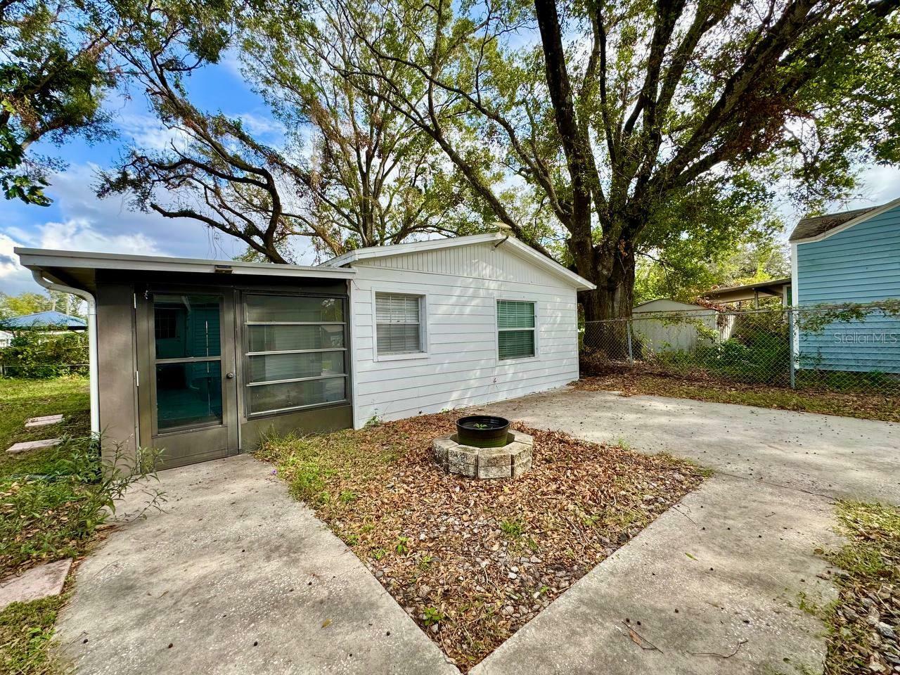 Property Photo:  4013 N Munro Street B  FL 33603 