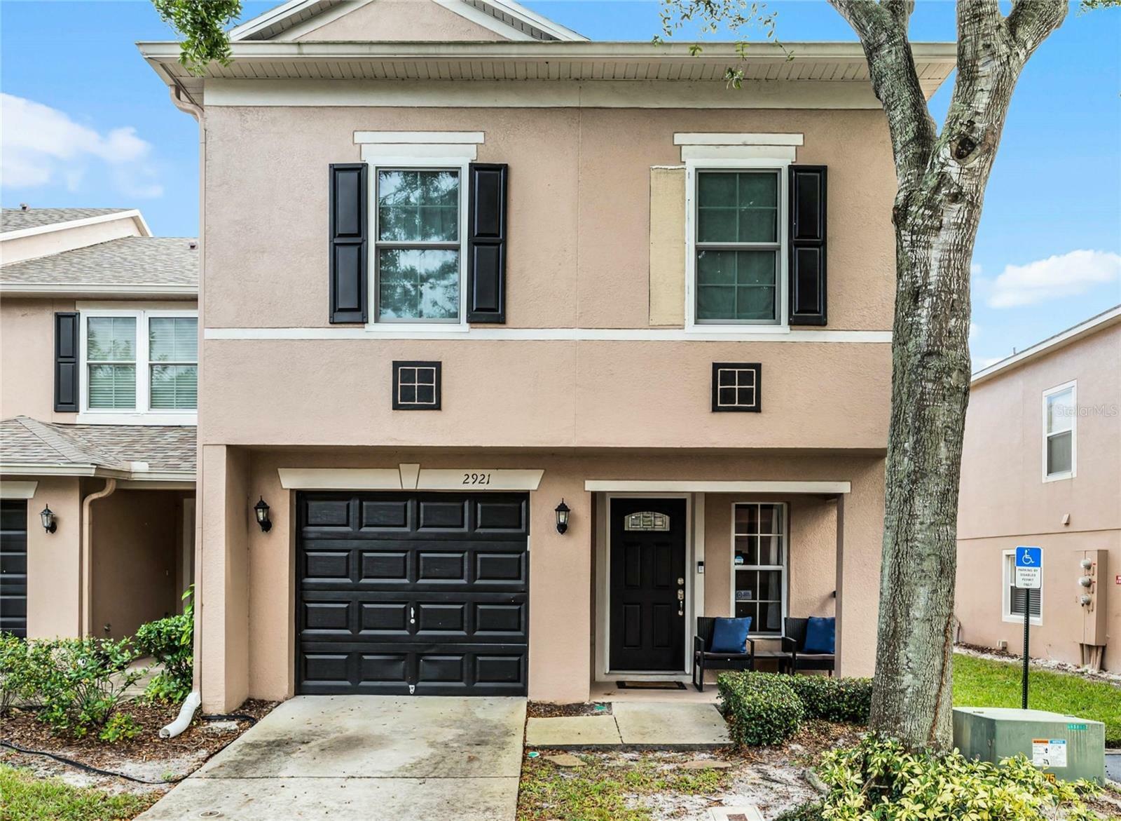 Property Photo:  2921 Ashford Park Place  FL 32765 