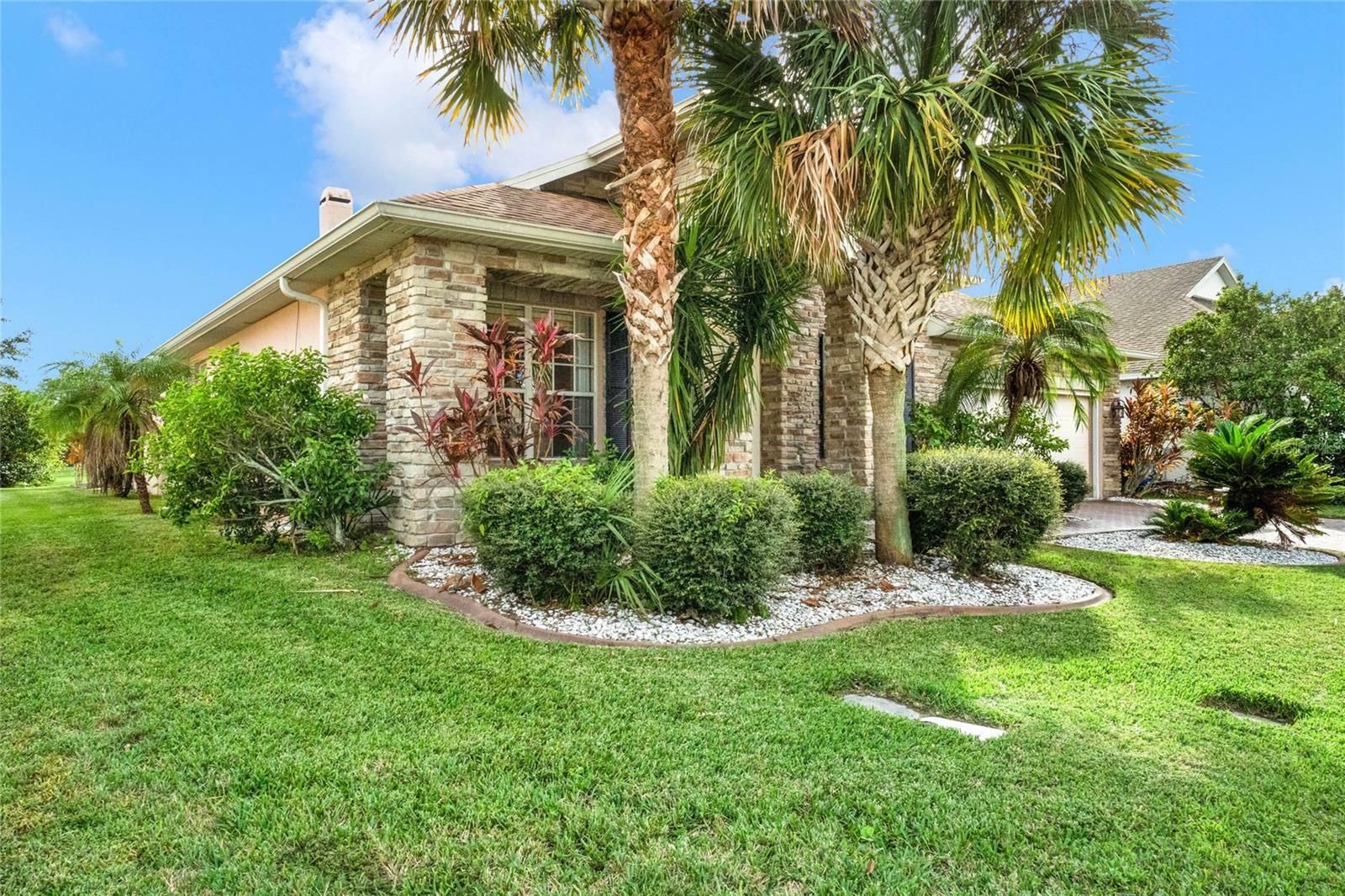 Property Photo:  2108 Drive Way  FL 34746 