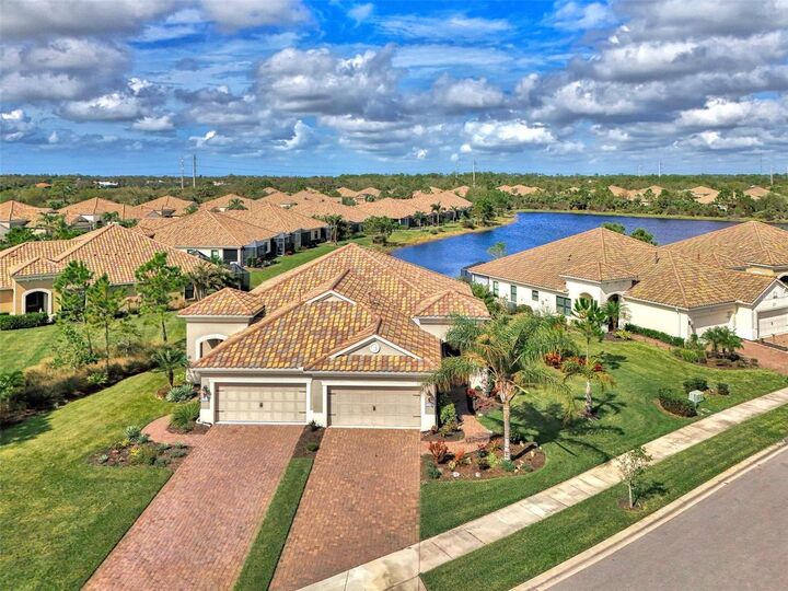 Property Photo:  21657 Avon Park Court  FL 34293 