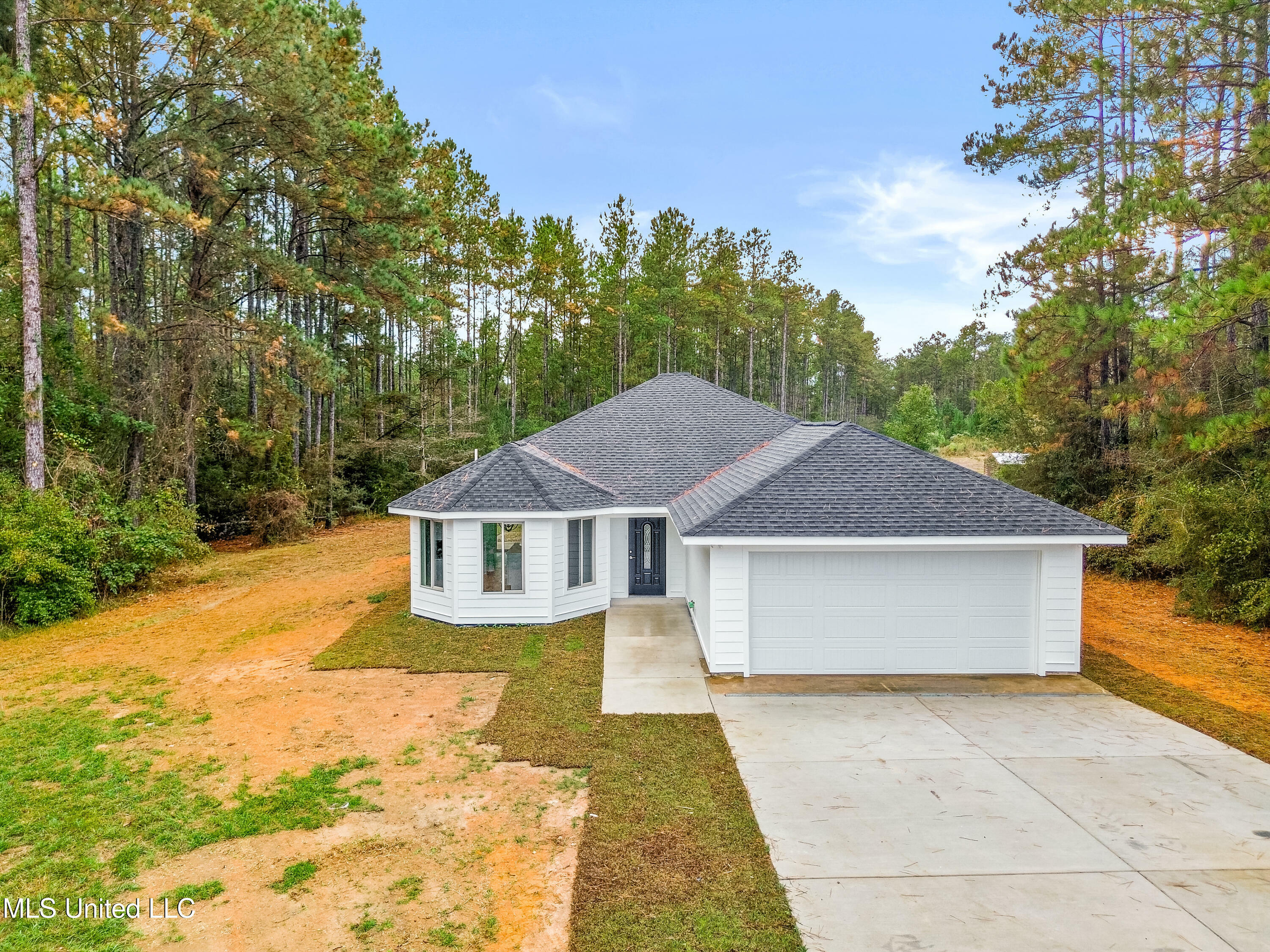 Property Photo: 13007 Desoto Bluff Circle MS 39565