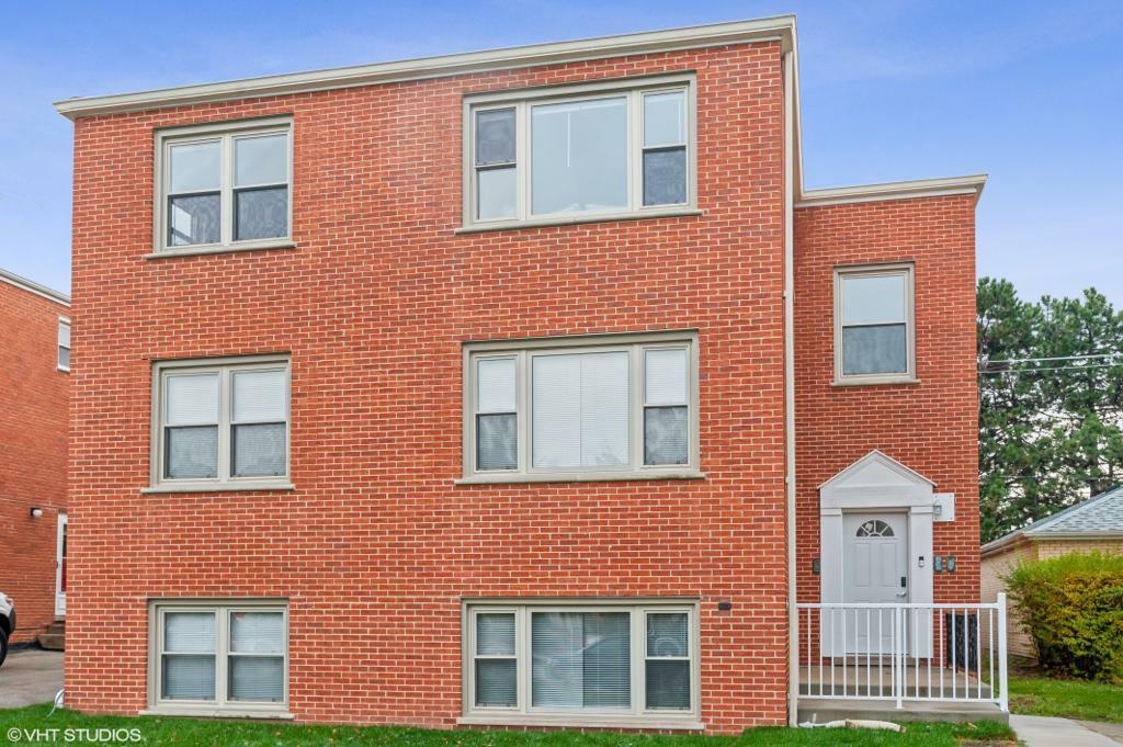 Property Photo:  8423 W Oak Avenue 3  IL 60714 