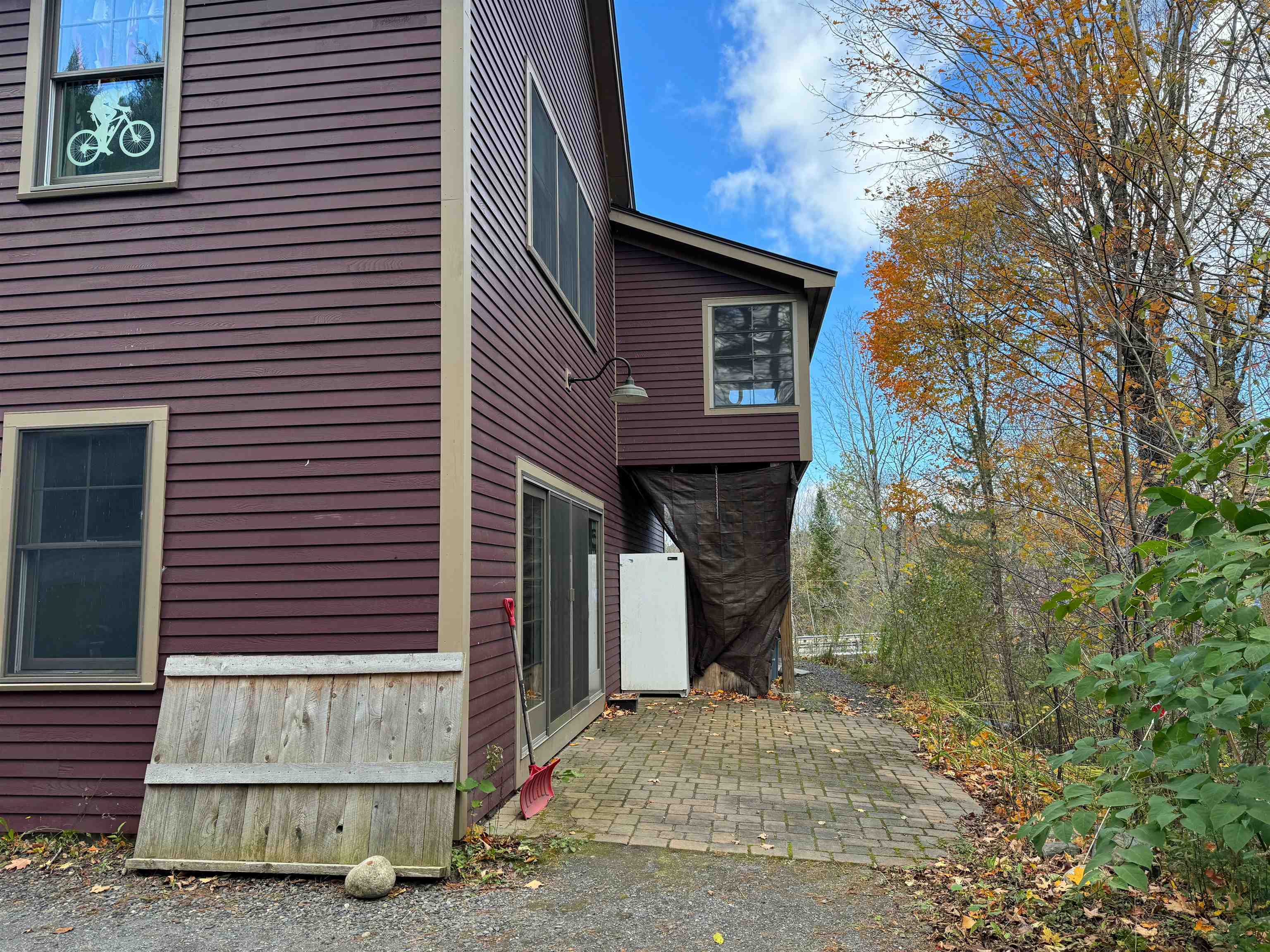 Property Photo:  83 Kirby Road  VT 05832-9751 