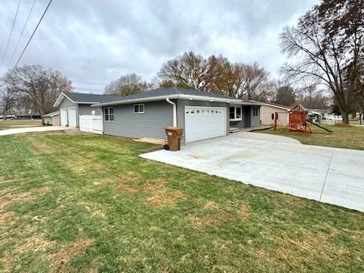 Property Photo:  1520 N 6th Street  MN 56265 