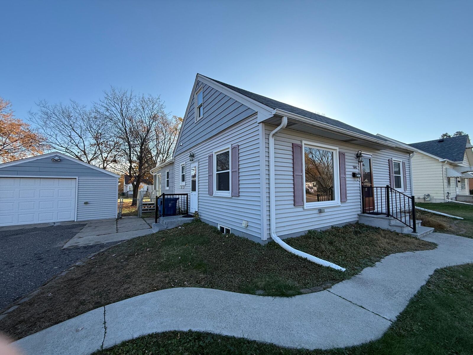 Property Photo: 5840 Pennsylvania Avenue N MN 55428