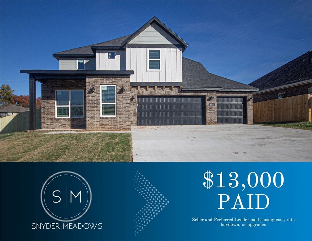 Property Photo:  5506 SW Firethorn Lane  AR 72713 