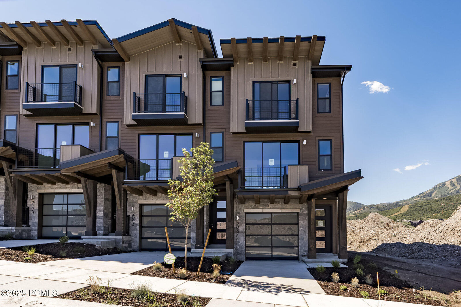 Property Photo:  2087 W Pinnacle Lane H-5  UT 84032 