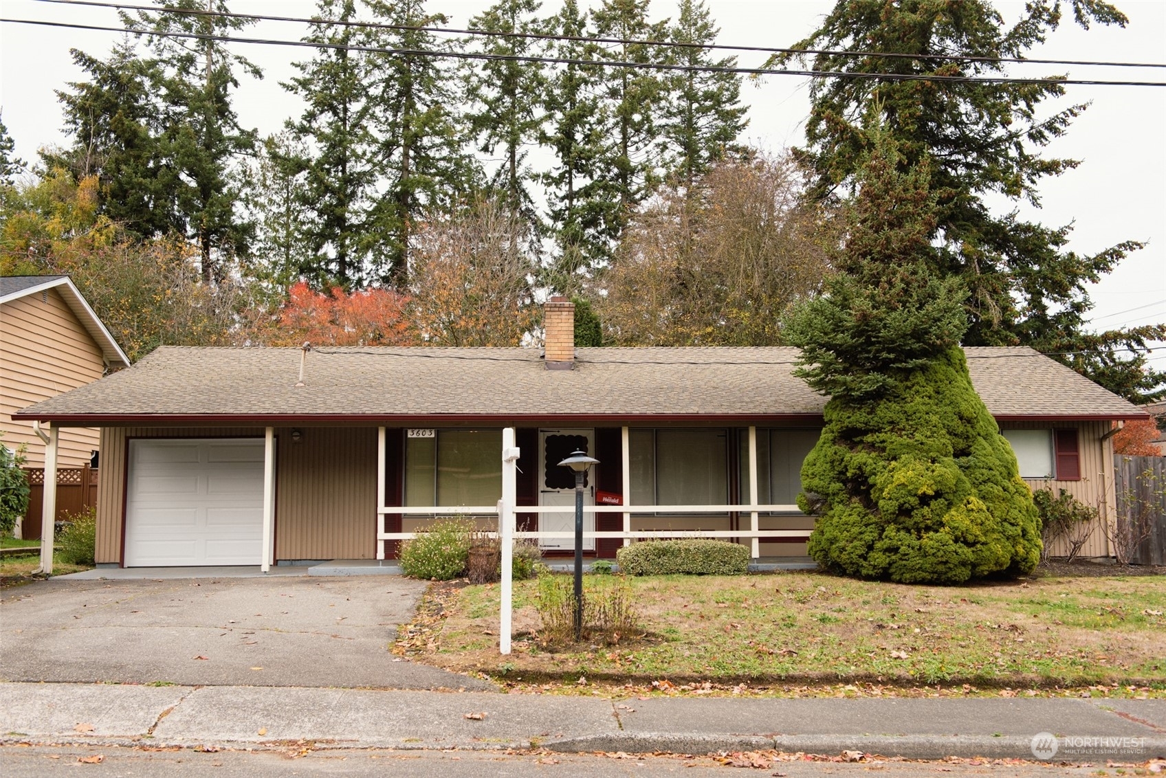 Property Photo:  3603  192nd Street SW  WA 98036 