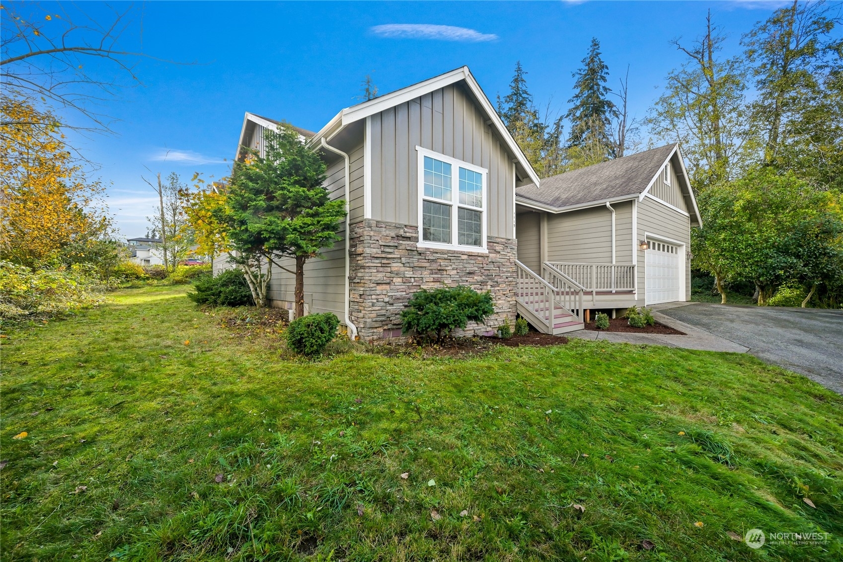 Property Photo:  1115 Newton Street  WA 98225 