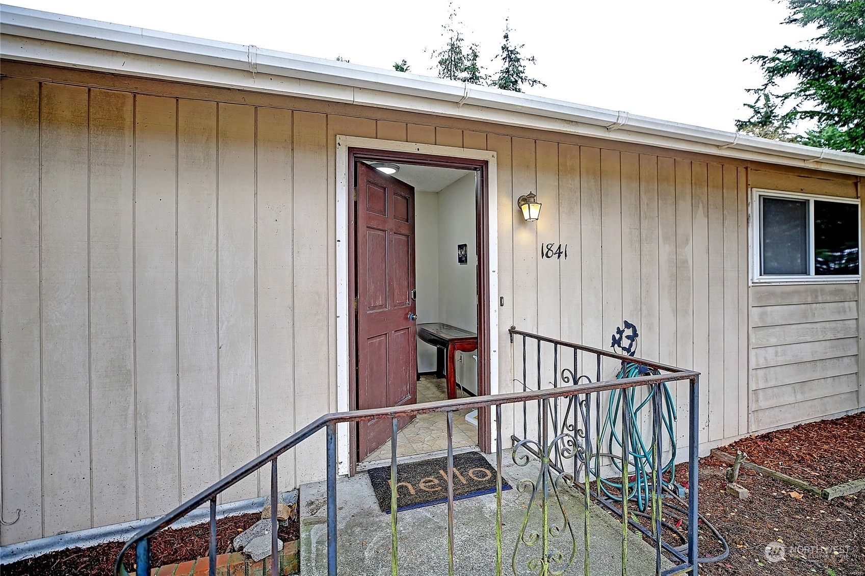 Property Photo:  1841 NE 7th Avenue  WA 98277 