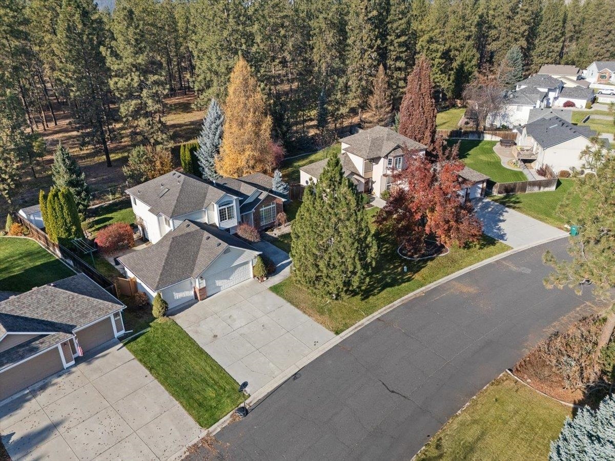 Property Photo:  10117 N Parkside Dr  WA 99026 