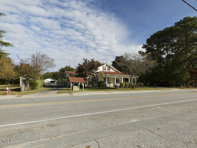 Property Photo:  715 E Broad Street  NC 27526 