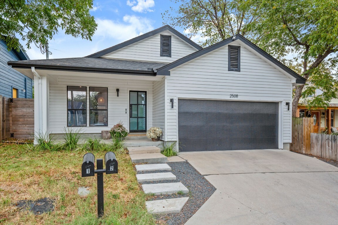 2508 E 9th Street 1  Austin TX 78702 photo