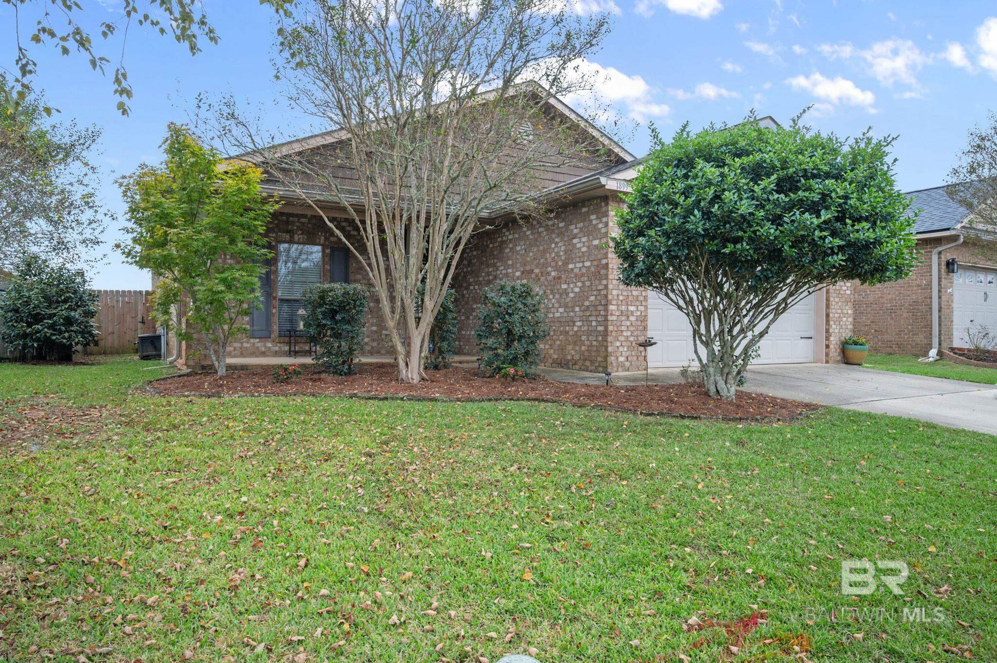 Property Photo: 1899 Arcadia Drive AL 36535