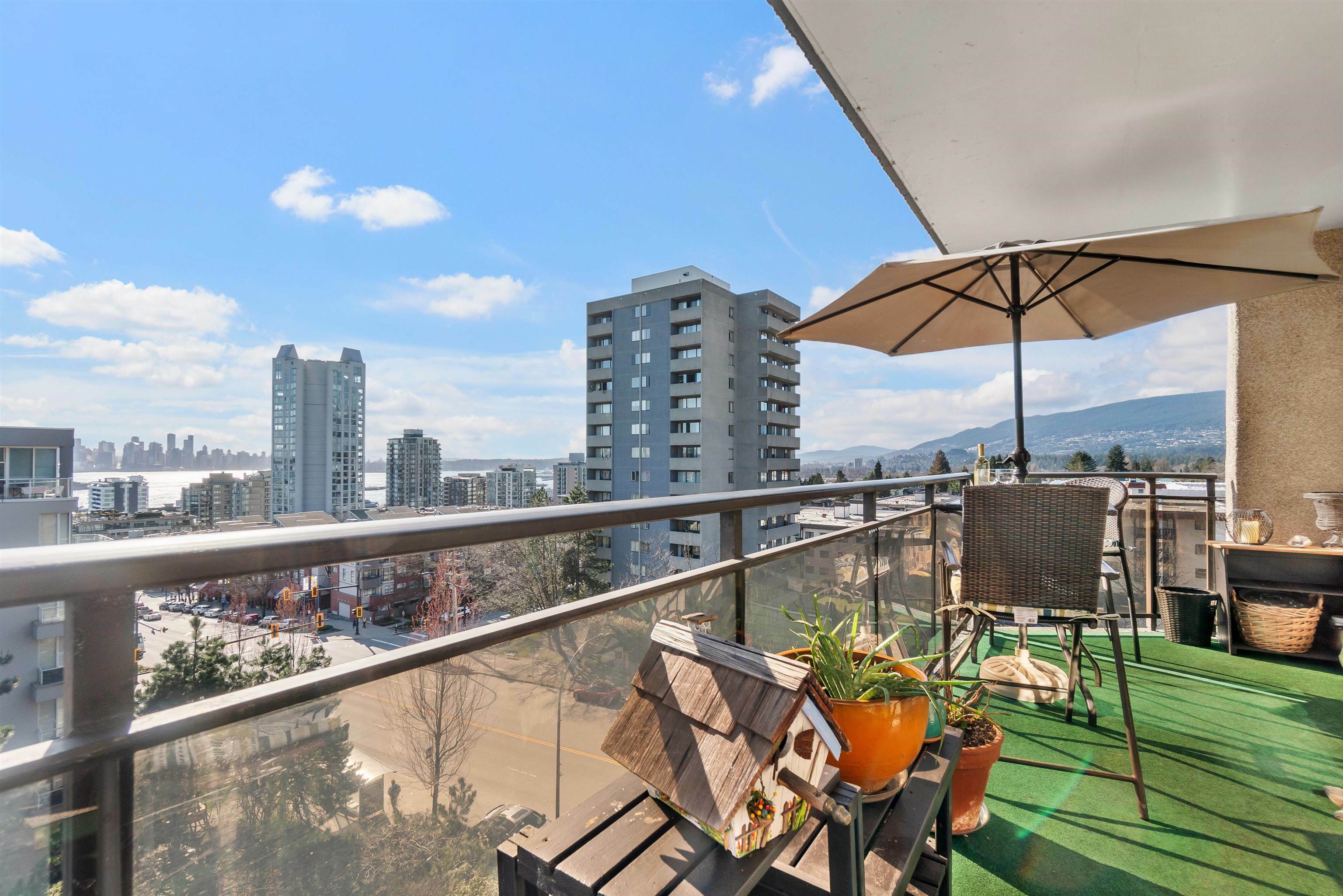 Property Photo:  444 Lonsdale Avenue 604  BC V7M 3H5 