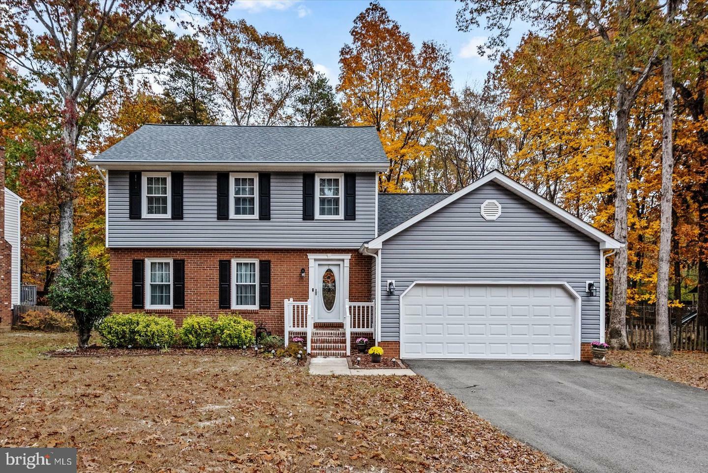 Property Photo:  5832 Queens Mill Circle  VA 22407 