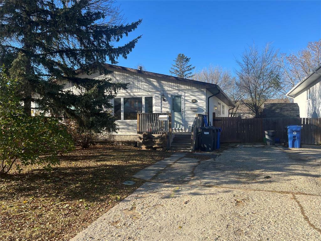 119 Bernadine Crescent  Winnipeg MB R2Y 0A9 photo