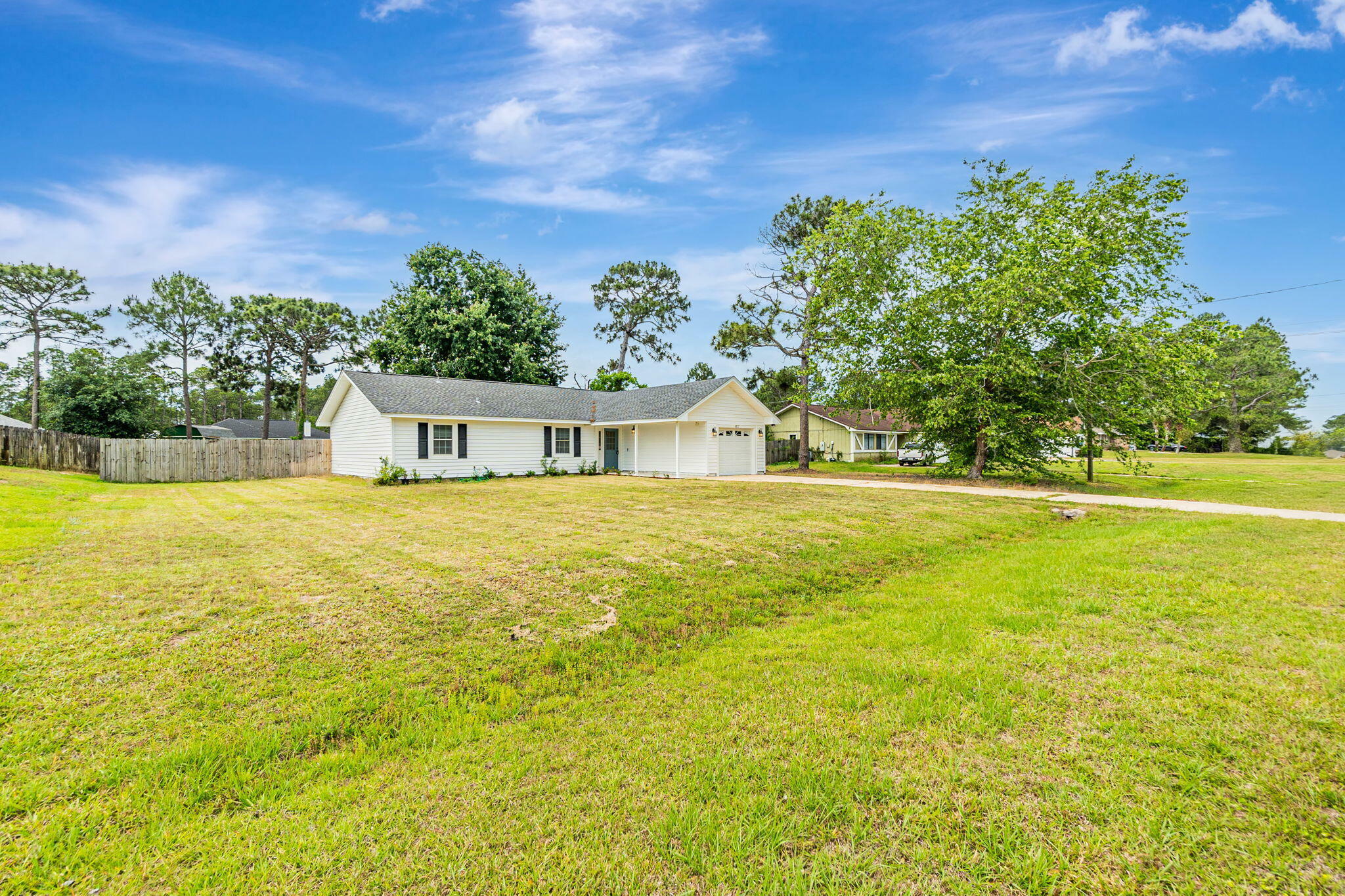 Property Photo: 6827 Liberty Street FL 32566