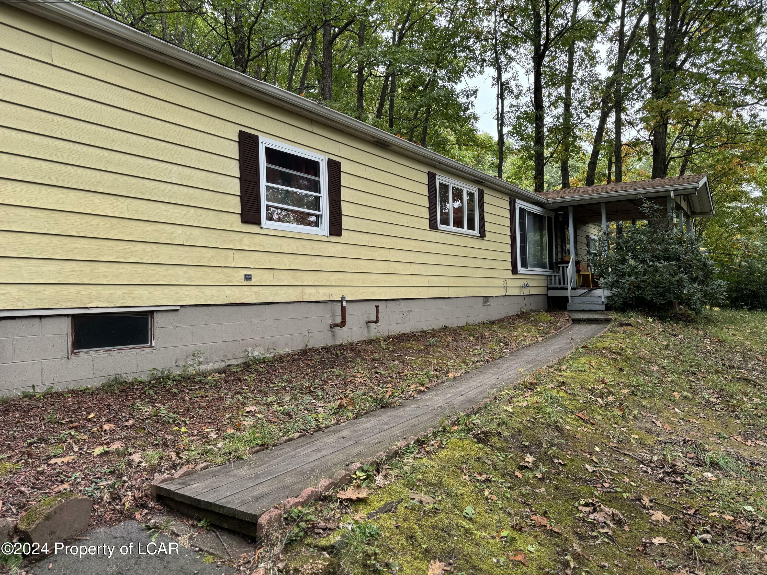 Property Photo:  175 Quarry Road  PA 18706 