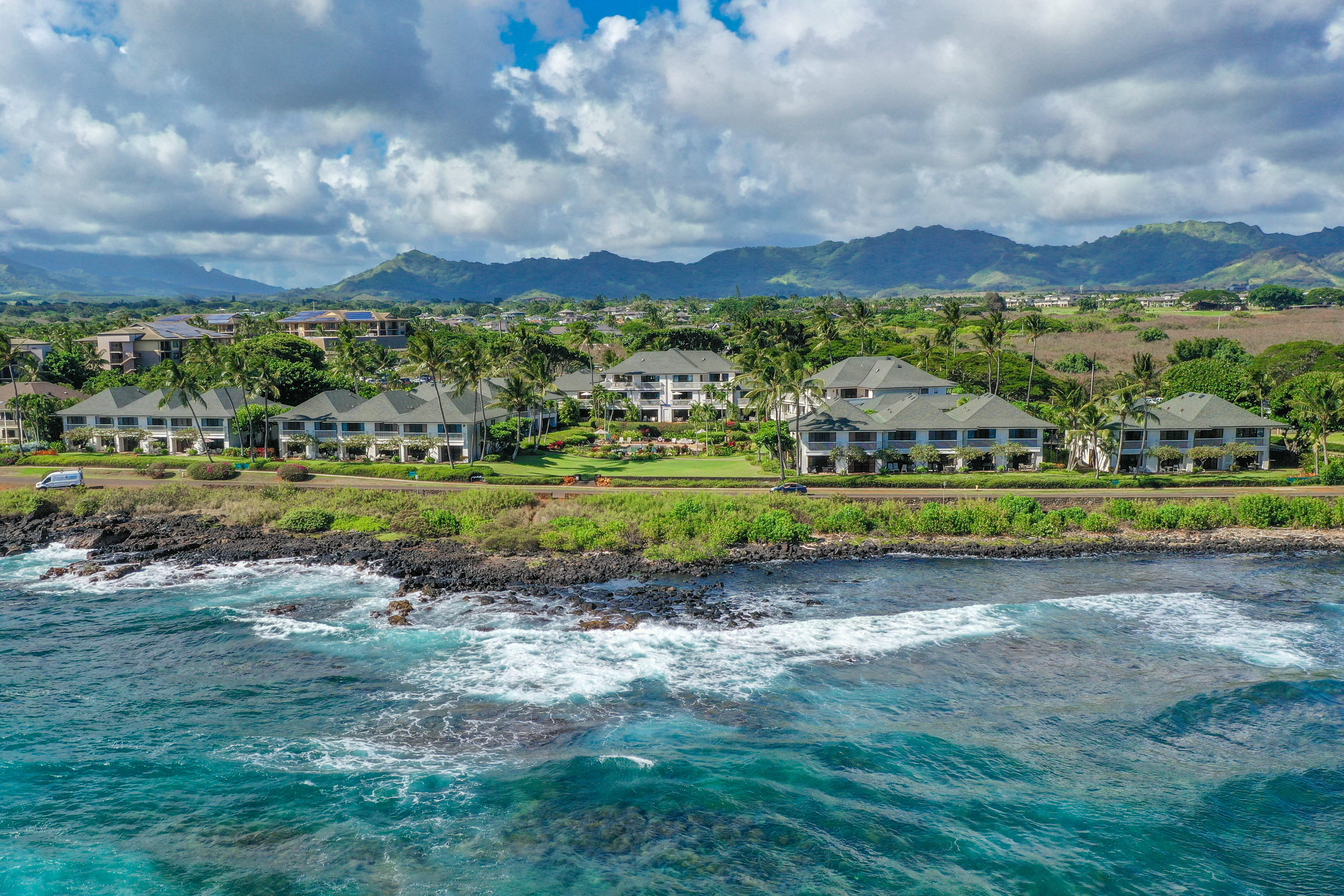 Property Photo: 2221 Kapili Rd 60 HI 96756