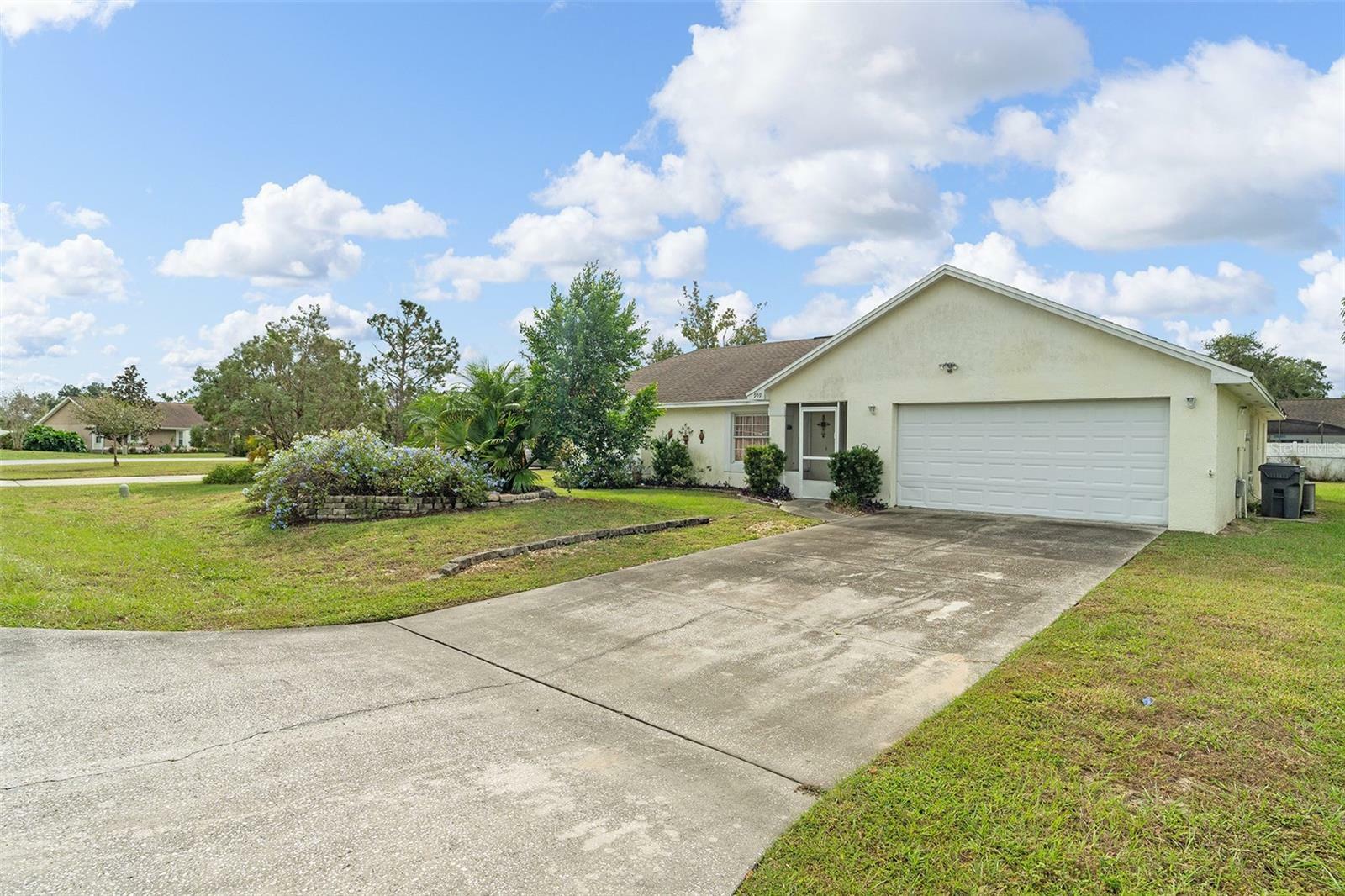 959 Loma Bonita Drive  Davenport FL 33837 photo