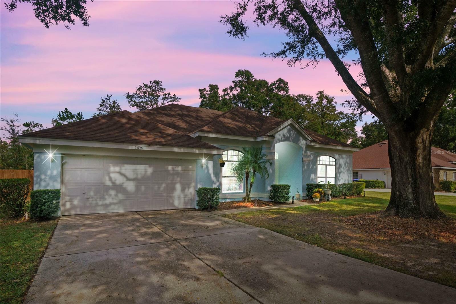 Property Photo:  1696 Sweetwater West Circle  FL 32712 