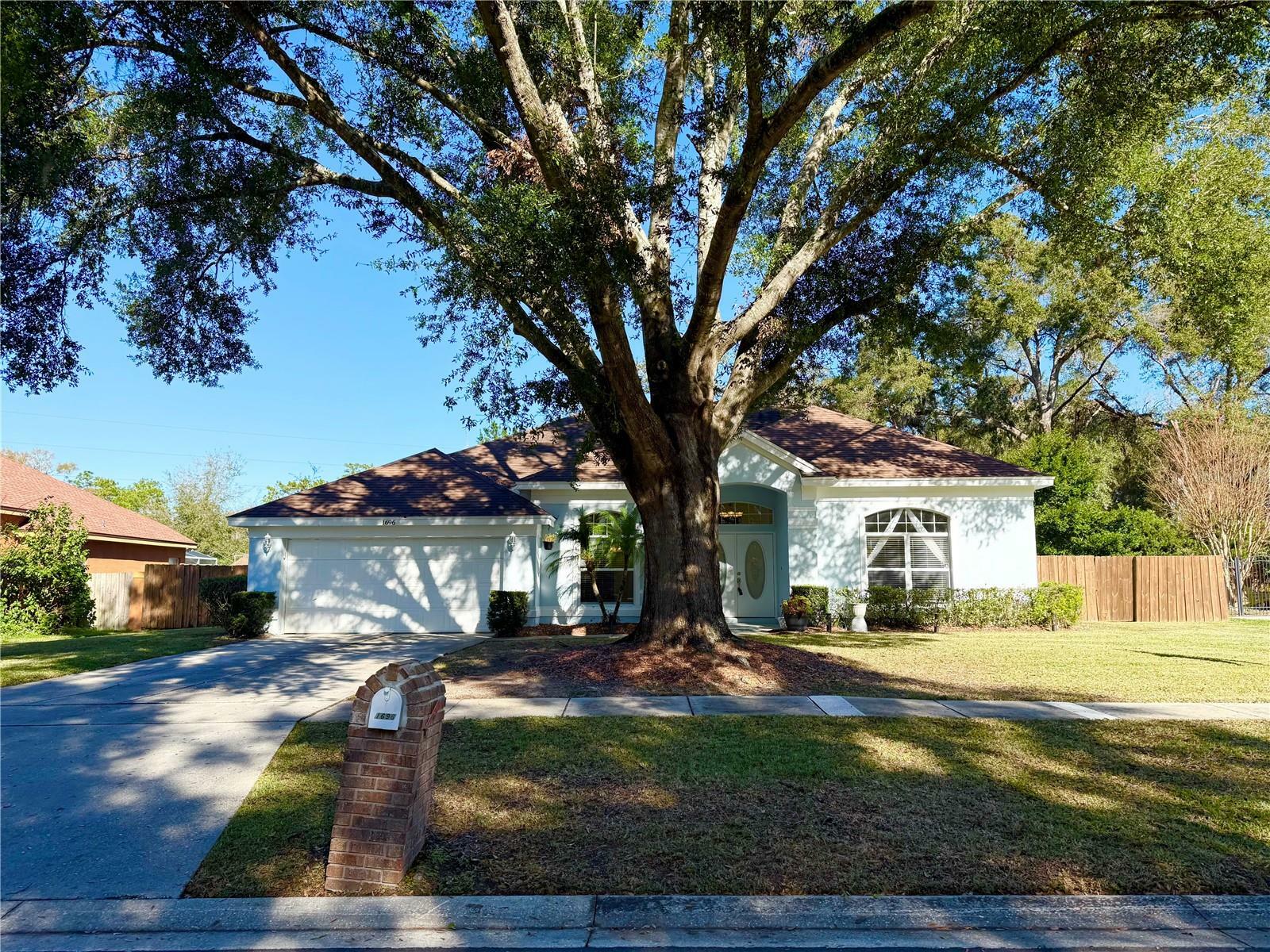 Property Photo:  1696 Sweetwater West Circle  FL 32712 