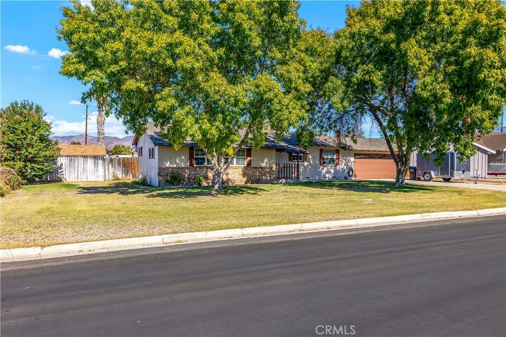 Property Photo:  41304 McDowell Street  CA 92544 