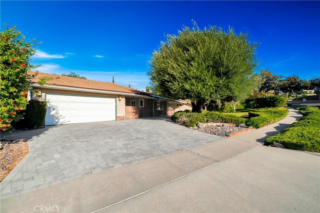 Property Photo:  1265 Longview Drive  CA 92831 