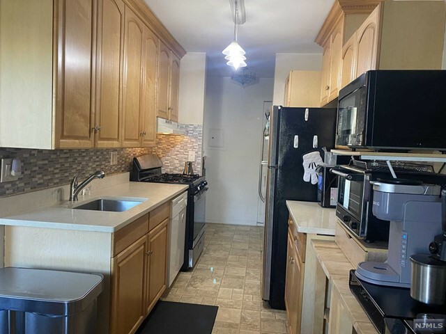 Property Photo: 828 Main Street NJ 07109