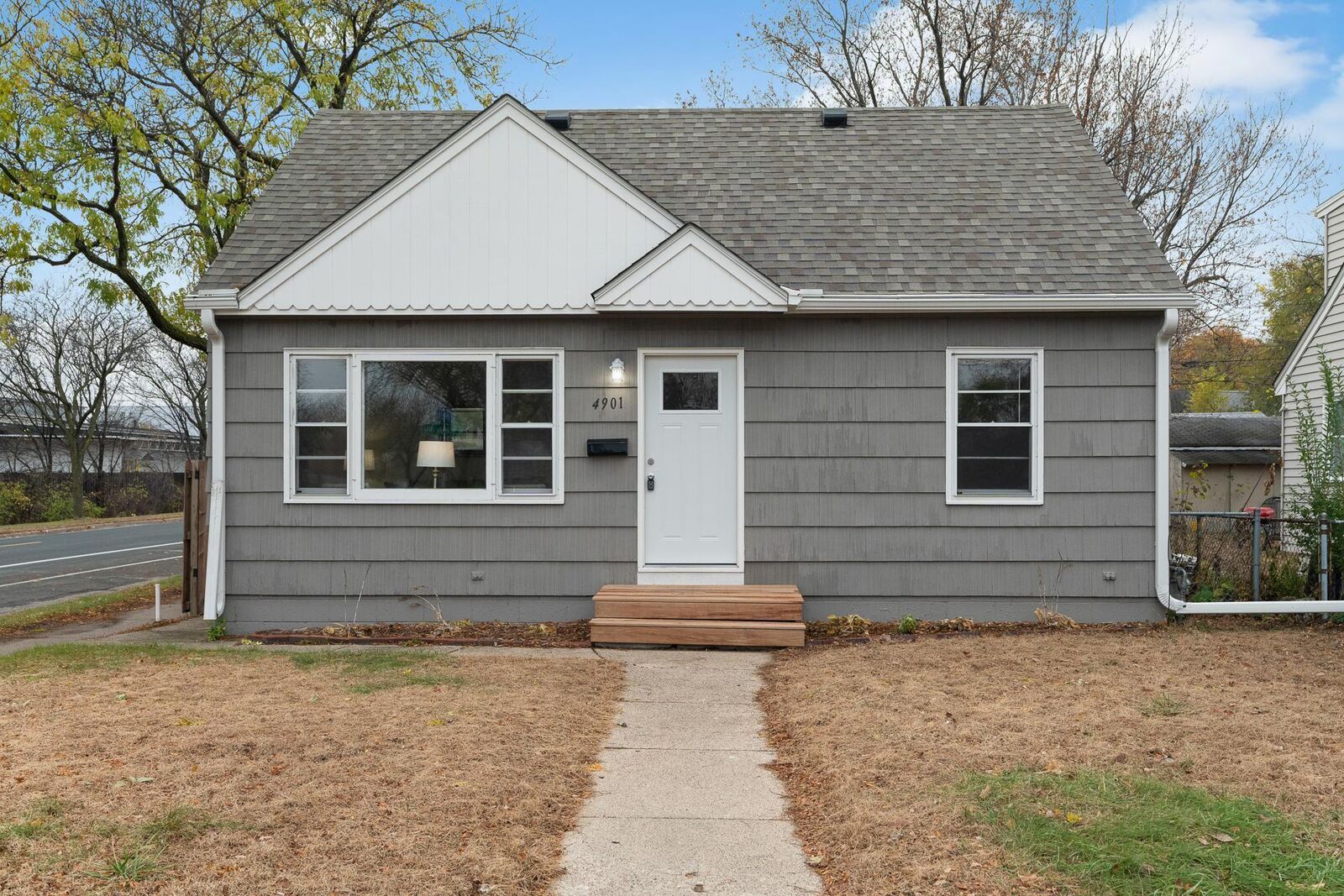 Property Photo: 4901 Knox Avenue N MN 55430