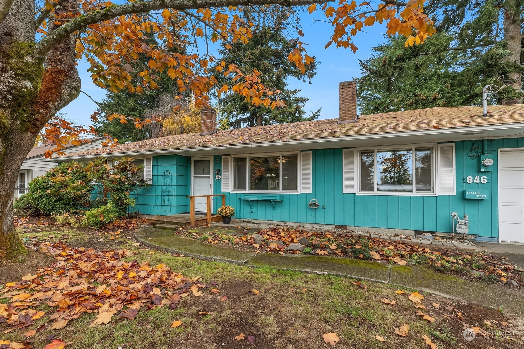 Property Photo:  846 S 196th Street  WA 98148 