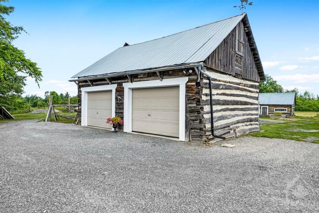 Property Photo: 2344 McLachlin Road ON K7A 4S7