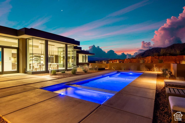 Property Photo: 1748 N Cochise Dr UT 84738