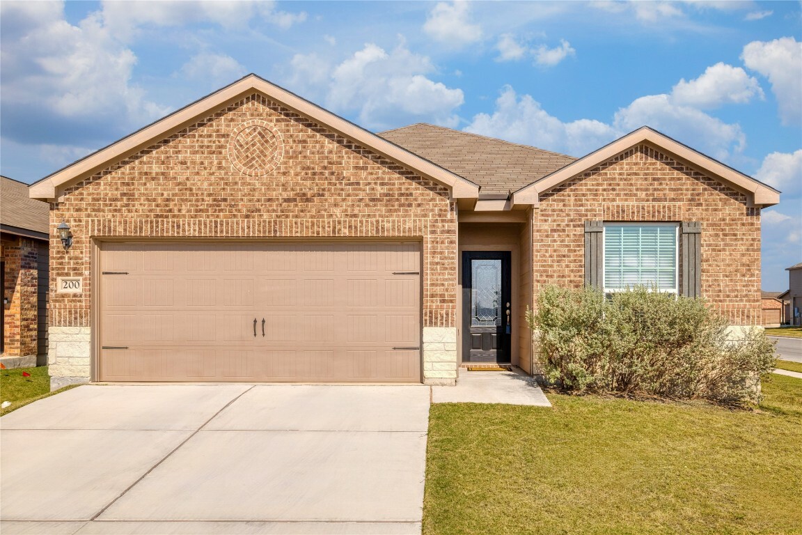 Property Photo:  200 Constitution Street  TX 78642 