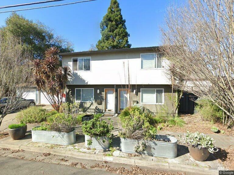 203 Hewett Street  Santa Rosa CA 95401 photo