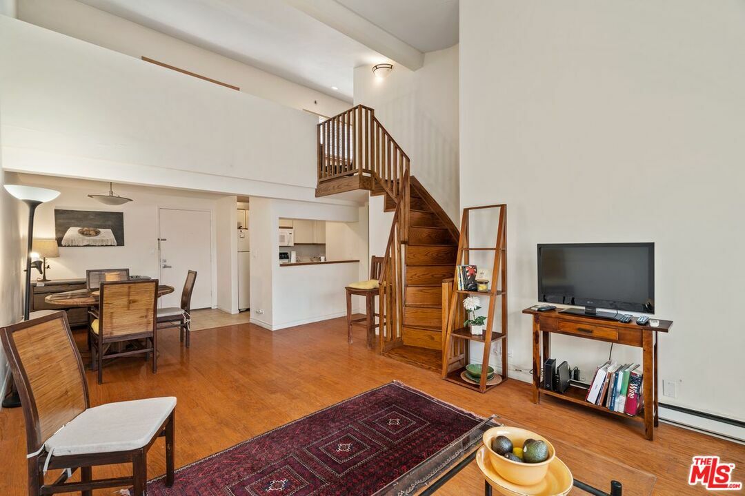 Property Photo:  1440 Veteran Ave 568  CA 90024 