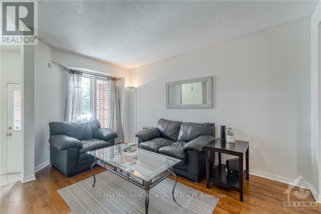 Photo de la propriété:  1564 Duplante Avenue  ON K4A 3Z2 