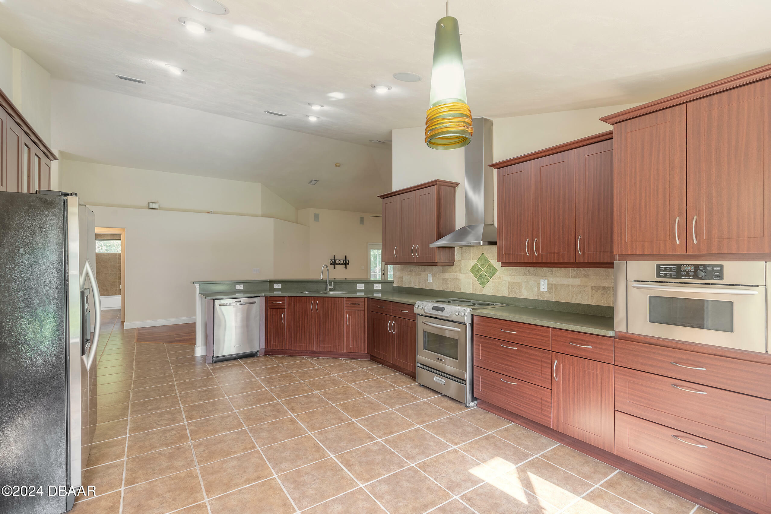 Property Photo:  307 Leoni Street  FL 32168 