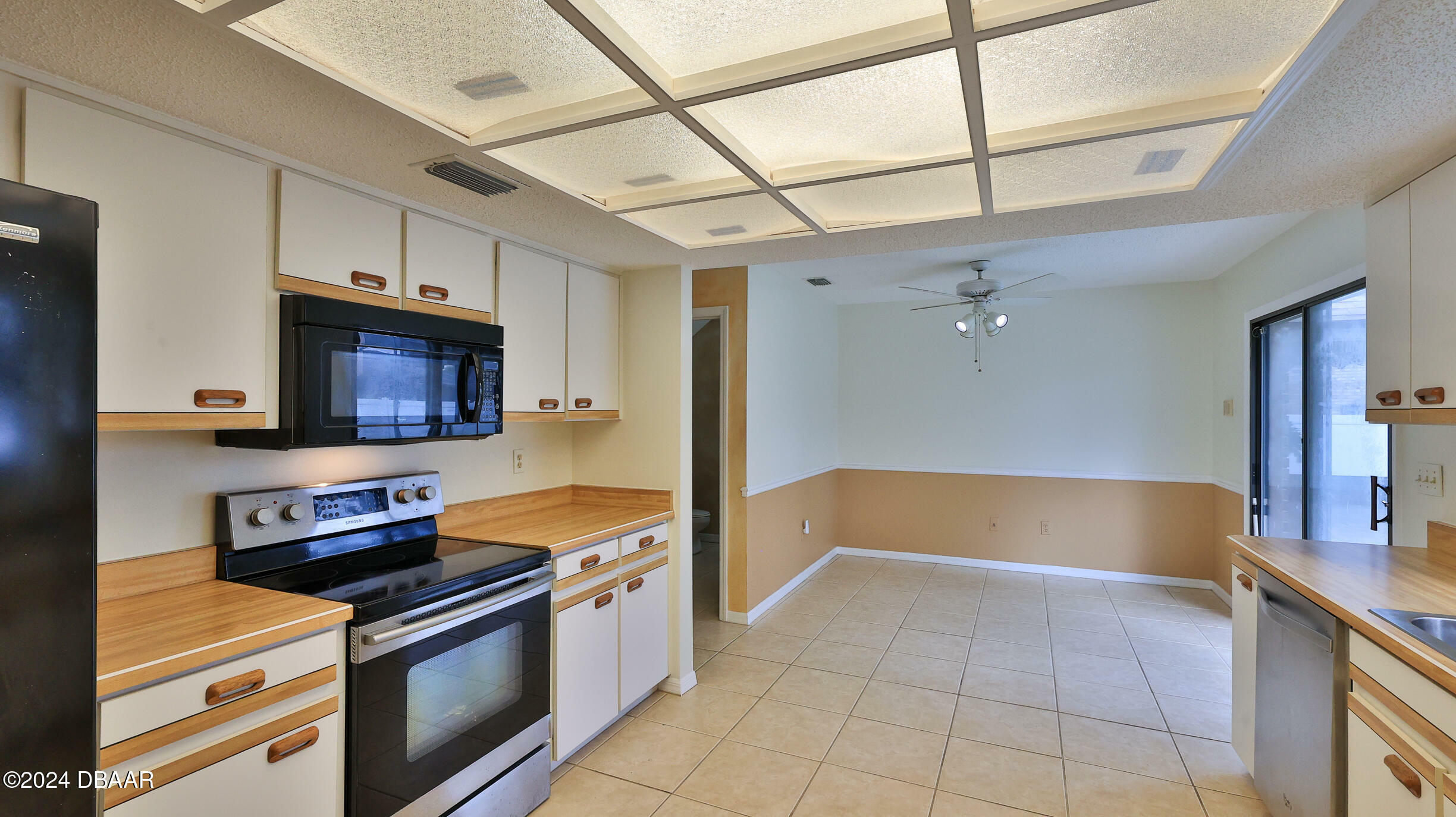 Property Photo: 1 Fox Hollow Drive FL 32174