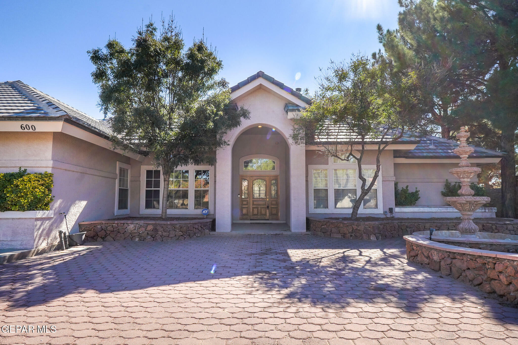 Property Photo:  600 Rosinante Road  TX 79922 