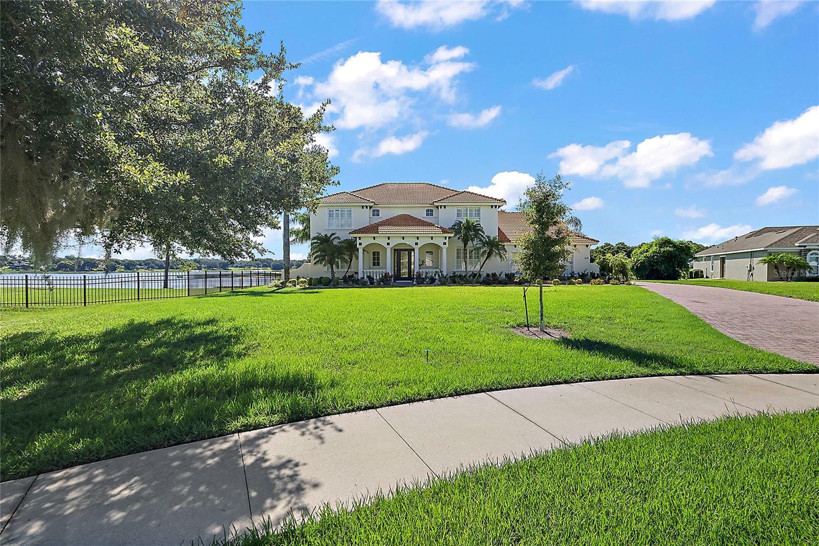 Property Photo:  519 Two Lakes Lane  FL 32726 