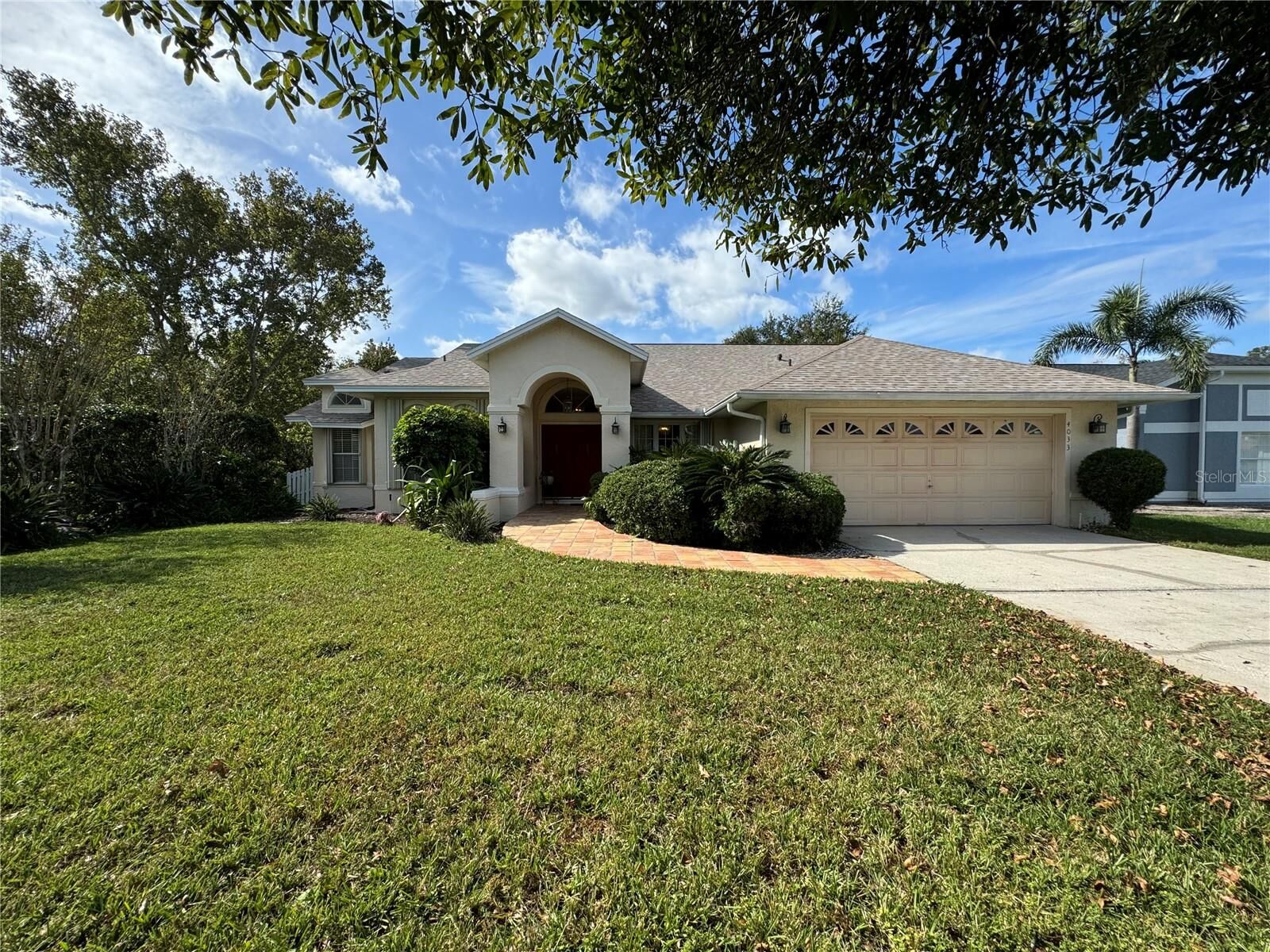 Property Photo: 4033 Kiawa Drive FL 32837