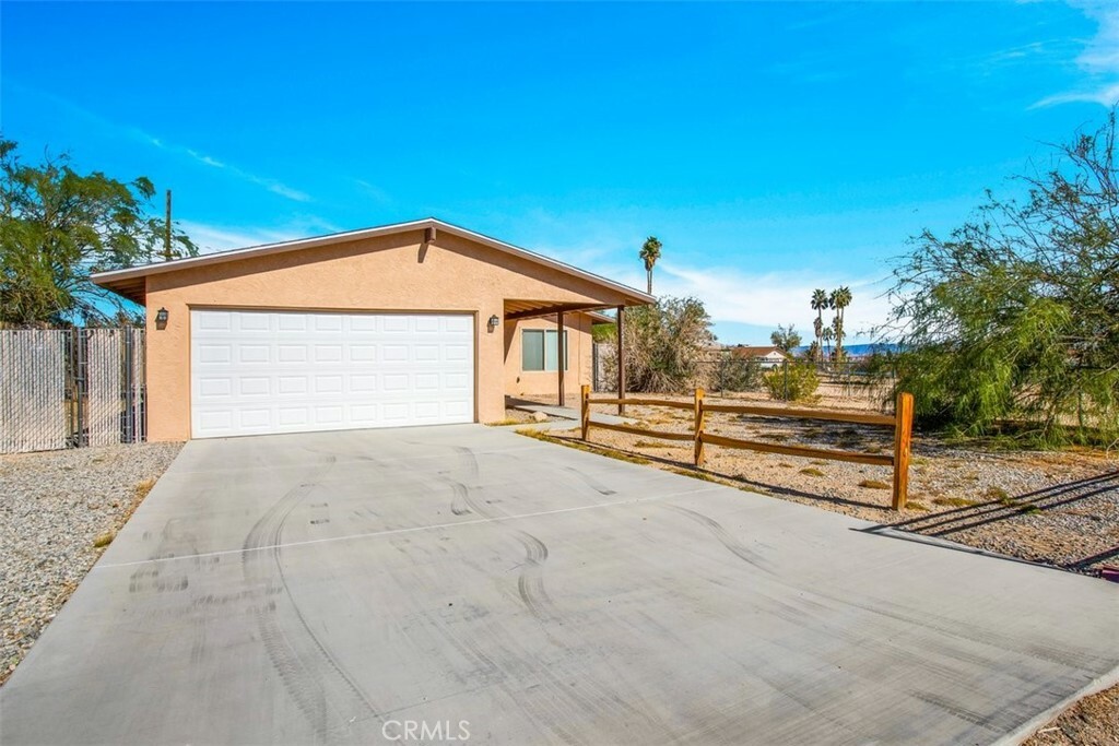 Property Photo:  72472 El Paseo Drive  CA 92277 