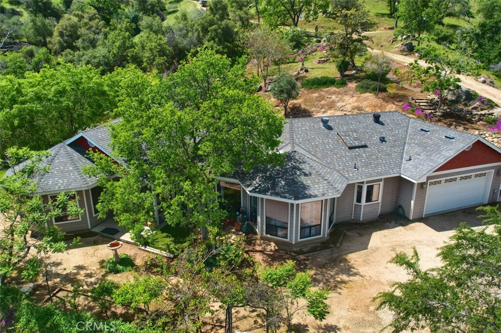 Property Photo:  42625 Red Top Mountain Court  CA 93614 