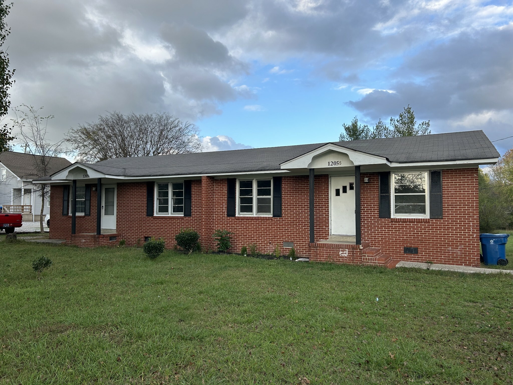 1205 Kefauver St  Manchester TN 37355 photo